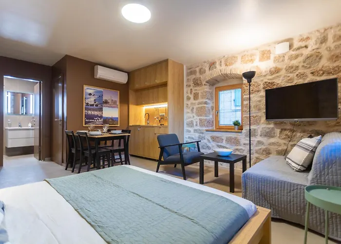 Apartman Mila Komiza